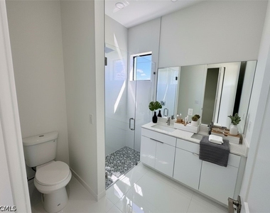 4402 Nw 34th Terrace - Photo Thumbnail 17