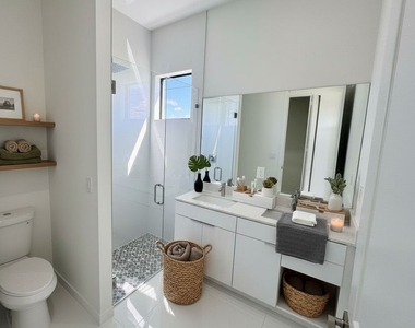 4402 Nw 34th Terrace - Photo Thumbnail 13