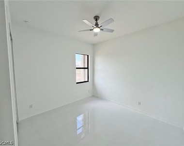 4402 Nw 34th Terrace - Photo Thumbnail 11
