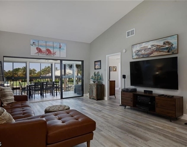 15489 Admiralty Circle - Photo Thumbnail 12