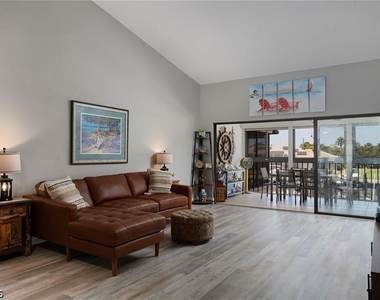 15489 Admiralty Circle - Photo Thumbnail 14