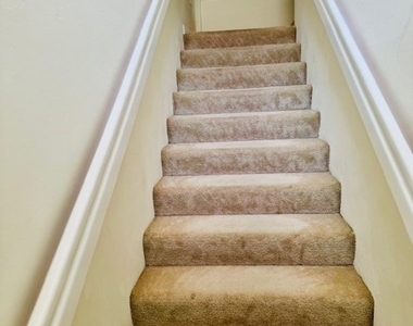 11012 Mill Creek Way - Photo Thumbnail 1