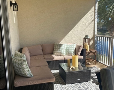 11012 Mill Creek Way - Photo Thumbnail 28