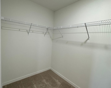 2604 Nw 8th Place - Photo Thumbnail 12