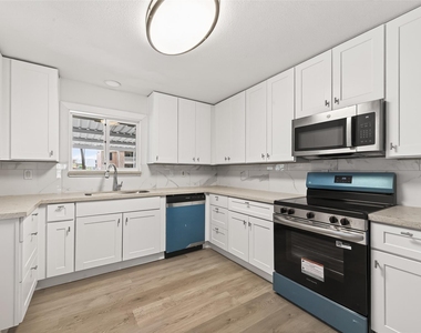 815 Brooks Avenue - Photo Thumbnail 20