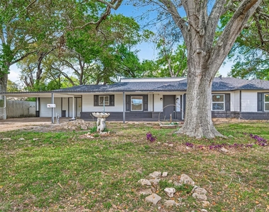 815 Brooks Avenue - Photo Thumbnail 1