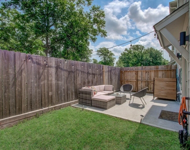 970 Highland Sound Lane - Photo Thumbnail 26