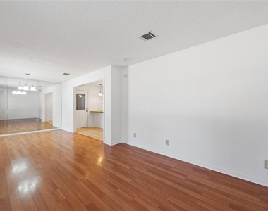 1510 Afton Street - Photo Thumbnail 4