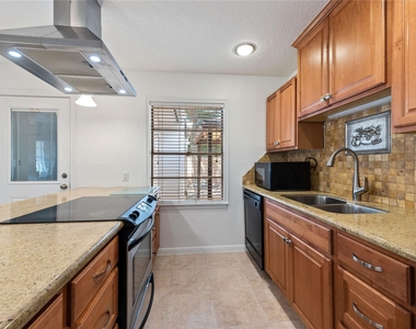 1510 Afton Street - Photo Thumbnail 7