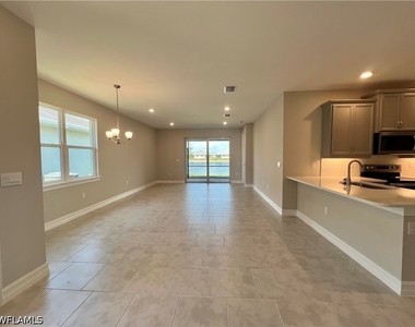 842 Enbrook Loop - Photo Thumbnail 3