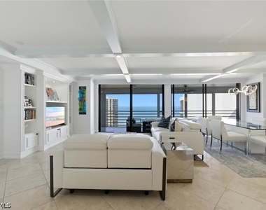 4751 Gulf Shore Boulevard N - Photo Thumbnail 1