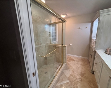 1156 Oakes Boulevard - Photo Thumbnail 29