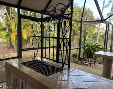 1156 Oakes Boulevard - Photo Thumbnail 37