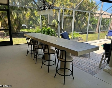 1156 Oakes Boulevard - Photo Thumbnail 35