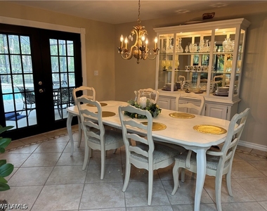 1156 Oakes Boulevard - Photo Thumbnail 14
