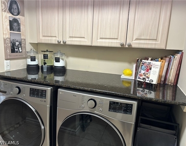 1156 Oakes Boulevard - Photo Thumbnail 34