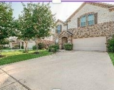 223 Sintra Lake Way - Photo Thumbnail 1