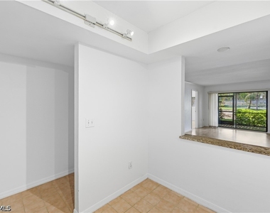 28161 Pine Haven Way - Photo Thumbnail 13