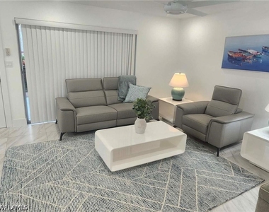 3000 Gulf Shore Boulevard N - Photo Thumbnail 9