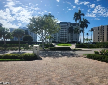3000 Gulf Shore Boulevard N - Photo Thumbnail 27