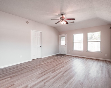 6227 Lovage Avenue - Photo Thumbnail 13