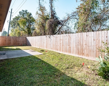 6227 Lovage Avenue - Photo Thumbnail 26