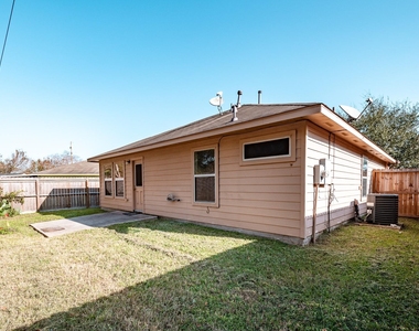 6227 Lovage Avenue - Photo Thumbnail 28