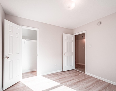 6227 Lovage Avenue - Photo Thumbnail 24