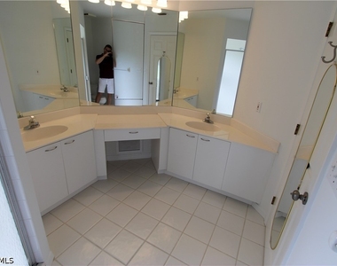 2880 Citrus Lake Drive - Photo Thumbnail 6