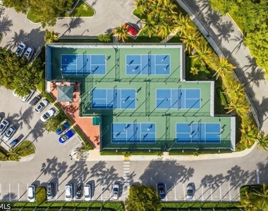 10040 Valiant Court - Photo Thumbnail 30