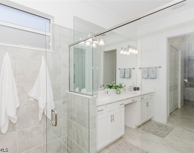 5938 Berwick Lane - Photo Thumbnail 4