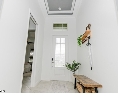 5938 Berwick Lane - Photo Thumbnail 12