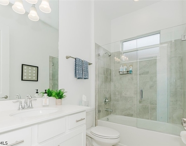 5938 Berwick Lane - Photo Thumbnail 10