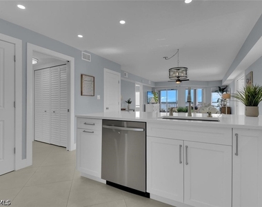 991 N Barfield Drive - Photo Thumbnail 5