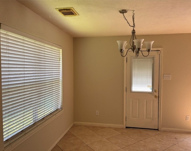 3526 Glenhill Drive - Photo Thumbnail 10