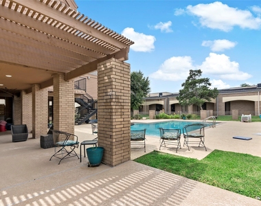 3122 Camelot Drive - Photo Thumbnail 26