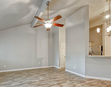 2235 Sentinal Oaks Street - Photo Thumbnail 7