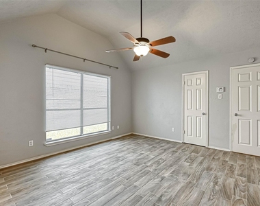 2235 Sentinal Oaks Street - Photo Thumbnail 25