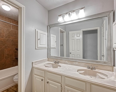2235 Sentinal Oaks Street - Photo Thumbnail 22