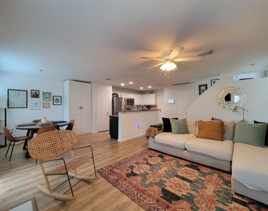 42 Wineberry Place - Photo Thumbnail 12
