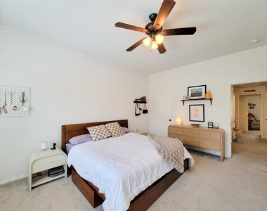 42 Wineberry Place - Photo Thumbnail 13