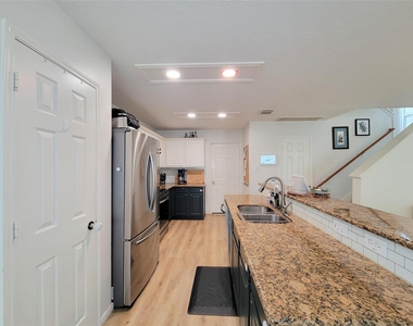 42 Wineberry Place - Photo Thumbnail 5