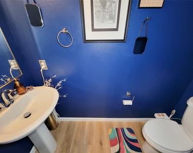 42 Wineberry Place - Photo Thumbnail 23
