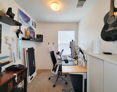 42 Wineberry Place - Photo Thumbnail 16