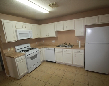 6418 Mountain Pines Lane - Photo Thumbnail 19