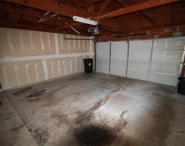 6418 Mountain Pines Lane - Photo Thumbnail 35
