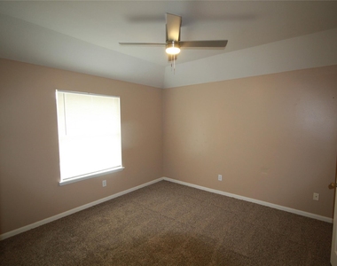 6418 Mountain Pines Lane - Photo Thumbnail 26