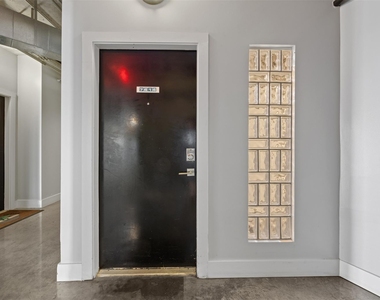2000 Bagby Street - Photo Thumbnail 24