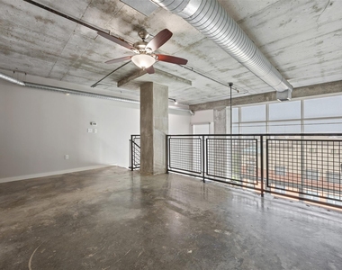2000 Bagby Street - Photo Thumbnail 9