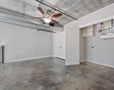 2000 Bagby Street - Photo Thumbnail 10